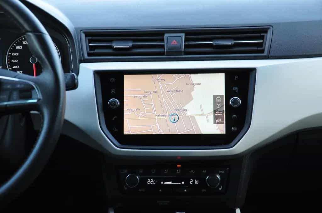 Seat Arona DSG Xcellence NAVI-LED-RKAM-KEYLESS-TOTW. 12/2018-photo-29