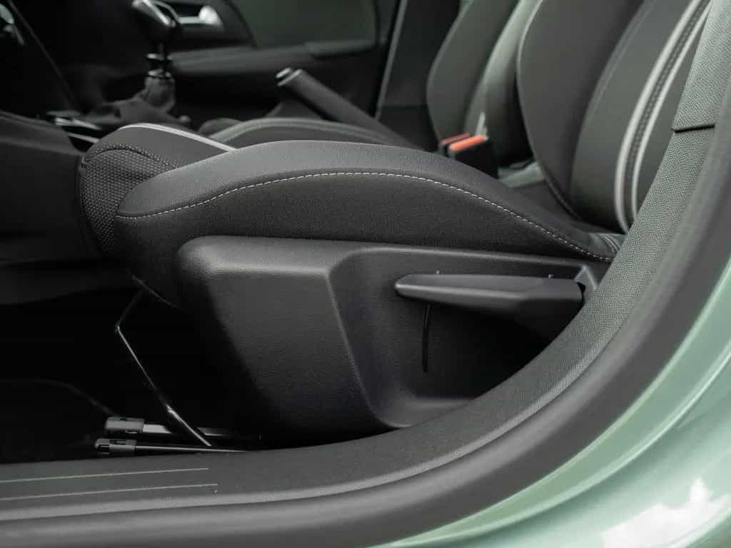 Opel Corsa F YES*Eukalyptus Grün*DAB*KAMERA*SITZHZG 04/2025-photo-16