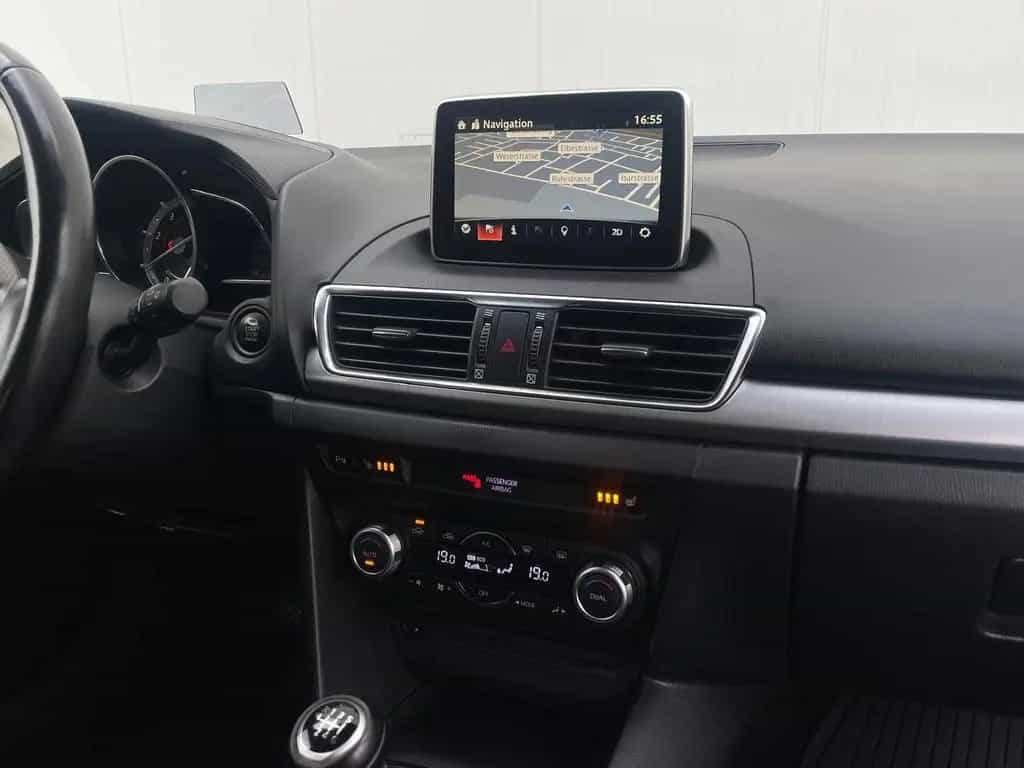 Mazda 3 Sports-Line/HUD/Klima/BOSE/LED/SHZ/Abs.Temp.° 11/2014-photo-8