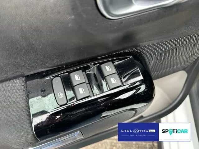 Citroën C3 Shine 1.2 PureTech 110 EAT6 C3 1.2 PureTech 1 10/2022-photo-11