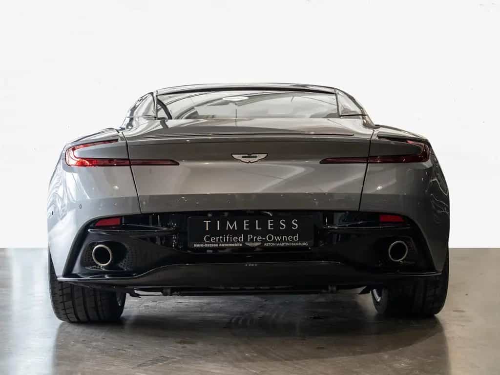 Aston Martin DB11 V8 Coupe Aston Martin Hamburg 07/2020-photo-19