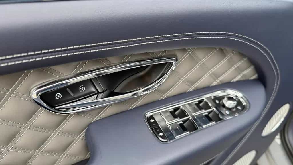 Bentley Bentayga S V8/ Luft/ Carbon Br/ TV/ Night Vision 04/2024-photo-29