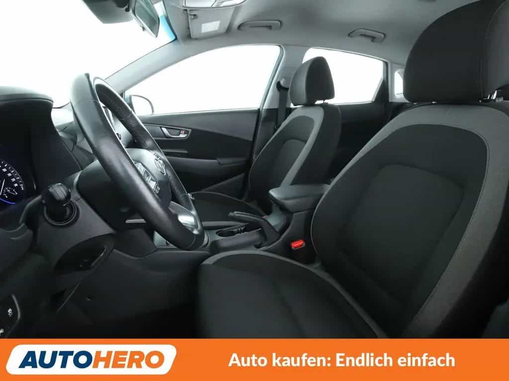 Hyundai Kona 1.0 TGDI Trend 2WD*SPUR*CAM*PDC*SHZ*KLIMA* 07/2019-photo-9