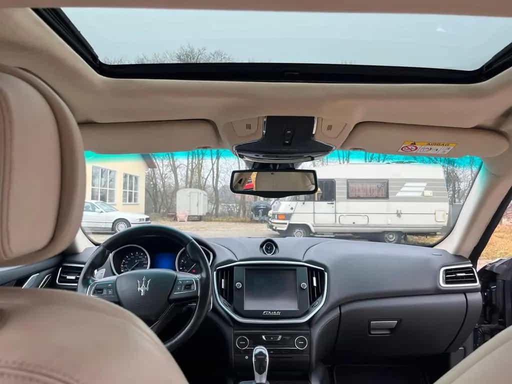 Maserati Ghibli SQ4 Aut-Navi-Kamera-Schieb-8xBereifung 06/2015-photo-10