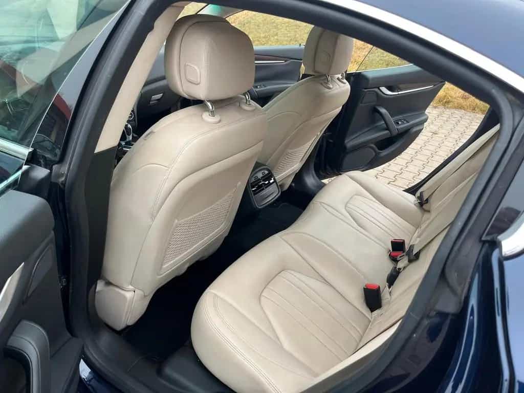 Maserati Ghibli SQ4 Aut-Navi-Kamera-Schieb-8xBereifung 06/2015-photo-18