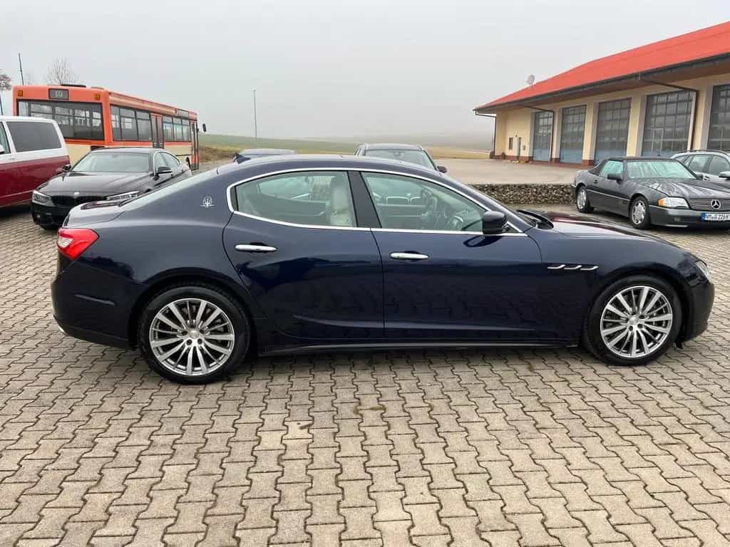 Maserati Ghibli SQ4 Aut-Navi-Kamera-Schieb-8xBereifung 06/2015-photo-7