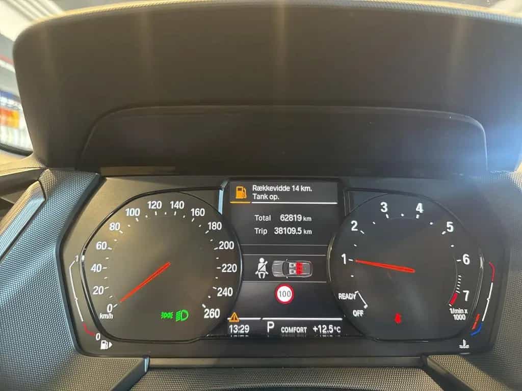 BMW 1 Series 118i Limousine Sport Line AHK+LED+Virtual+PDC+LM 03/2020-photo-14