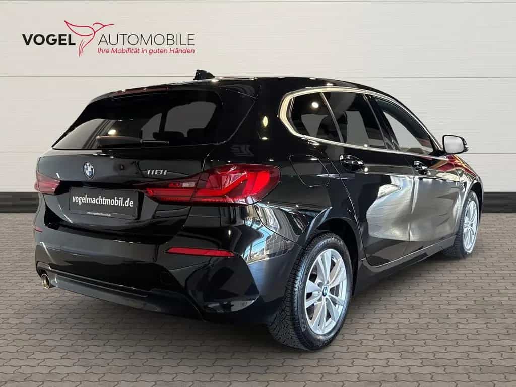 BMW 1 Series 118i Limousine Sport Line AHK+LED+Virtual+PDC+LM 03/2020-photo-4