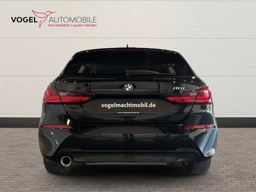 BMW 1 Series 118i Limousine Sport Line AHK+LED+Virtual+PDC+LM 03/2020-photo-5