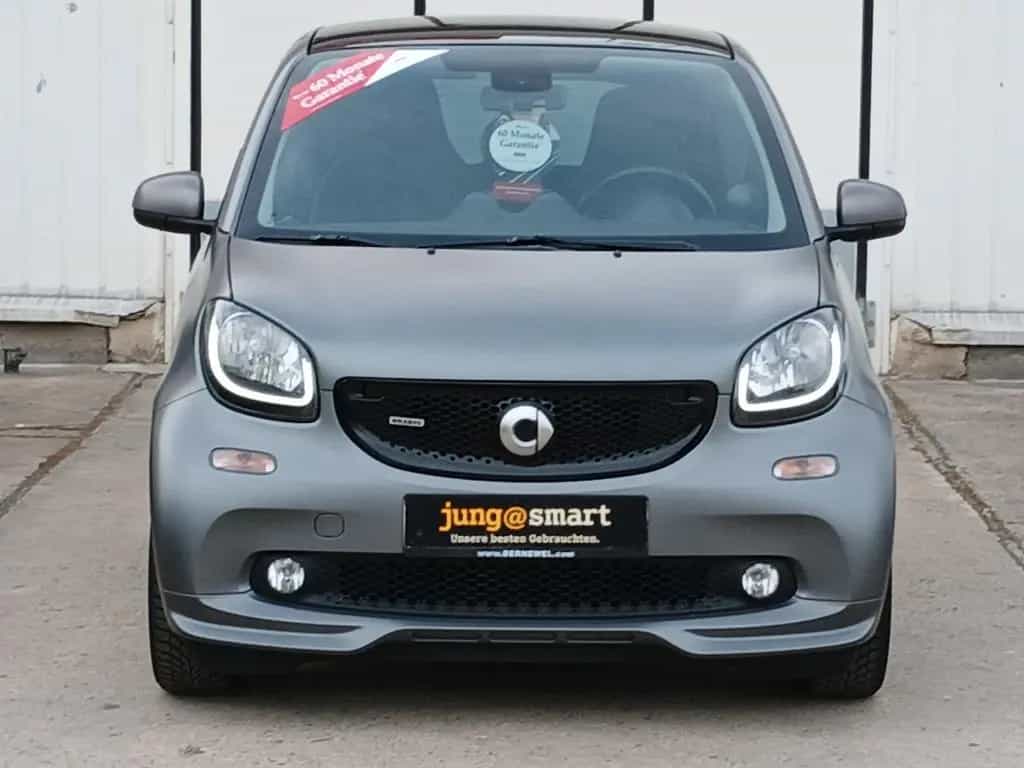 Smart ForTwo BRABUS Xclusive 122PS Panorama_Leder_Ambiente_ 06/2019-photo-1
