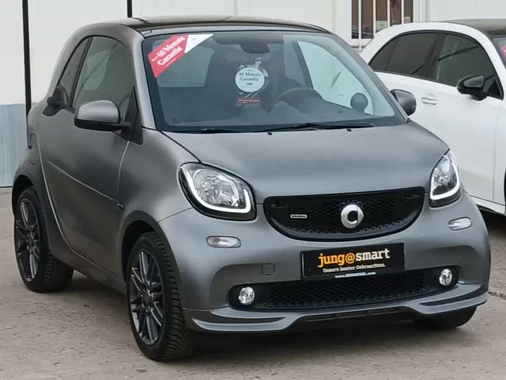 Smart ForTwo BRABUS Xclusive 122PS Panorama_Leder_Ambiente_ 06/2019-photo-2
