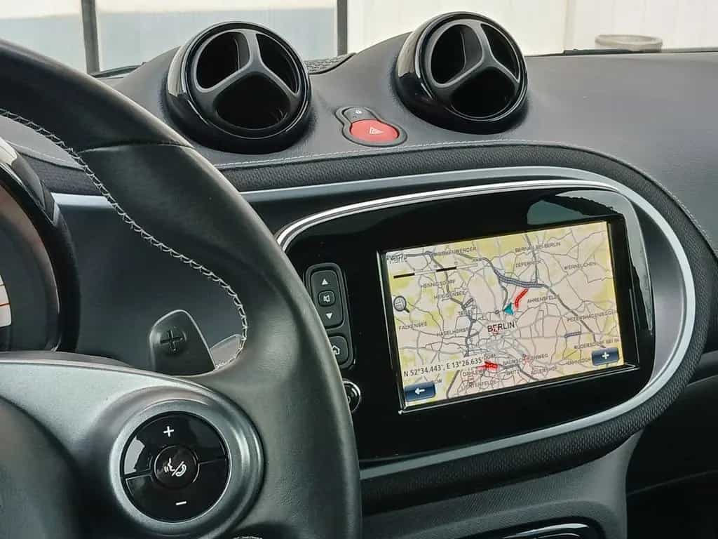 Smart ForTwo BRABUS Xclusive 122PS Panorama_Leder_Ambiente_ 06/2019-photo-25