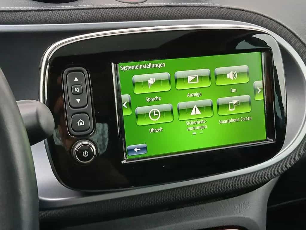 Smart ForTwo BRABUS Xclusive 122PS Panorama_Leder_Ambiente_ 06/2019-photo-27
