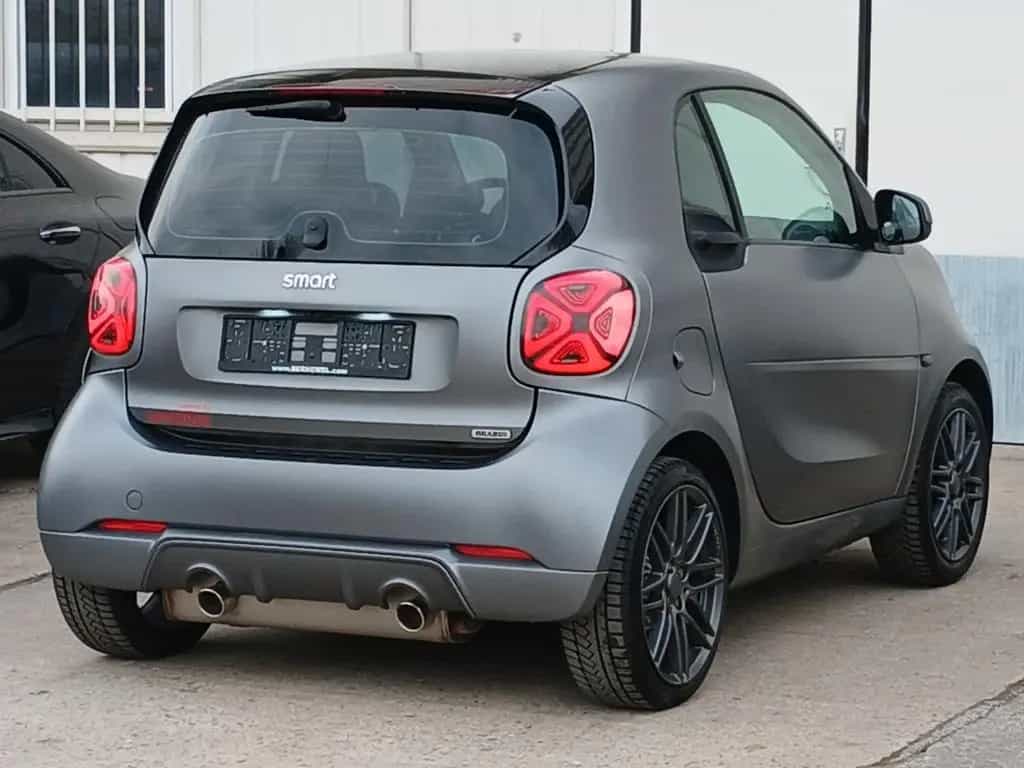 Smart ForTwo BRABUS Xclusive 122PS Panorama_Leder_Ambiente_ 06/2019-photo-5