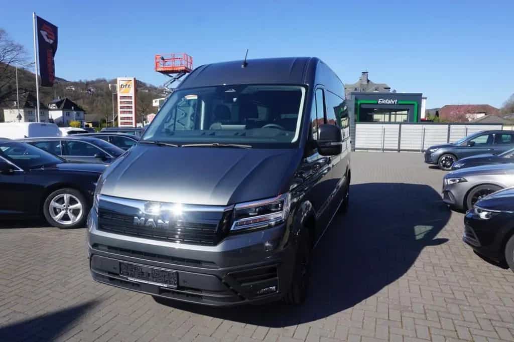 MAN TGE 3.180 DSG 9-Sitzer VIP Shuttle Leder Standhe 05/2026-photo-3