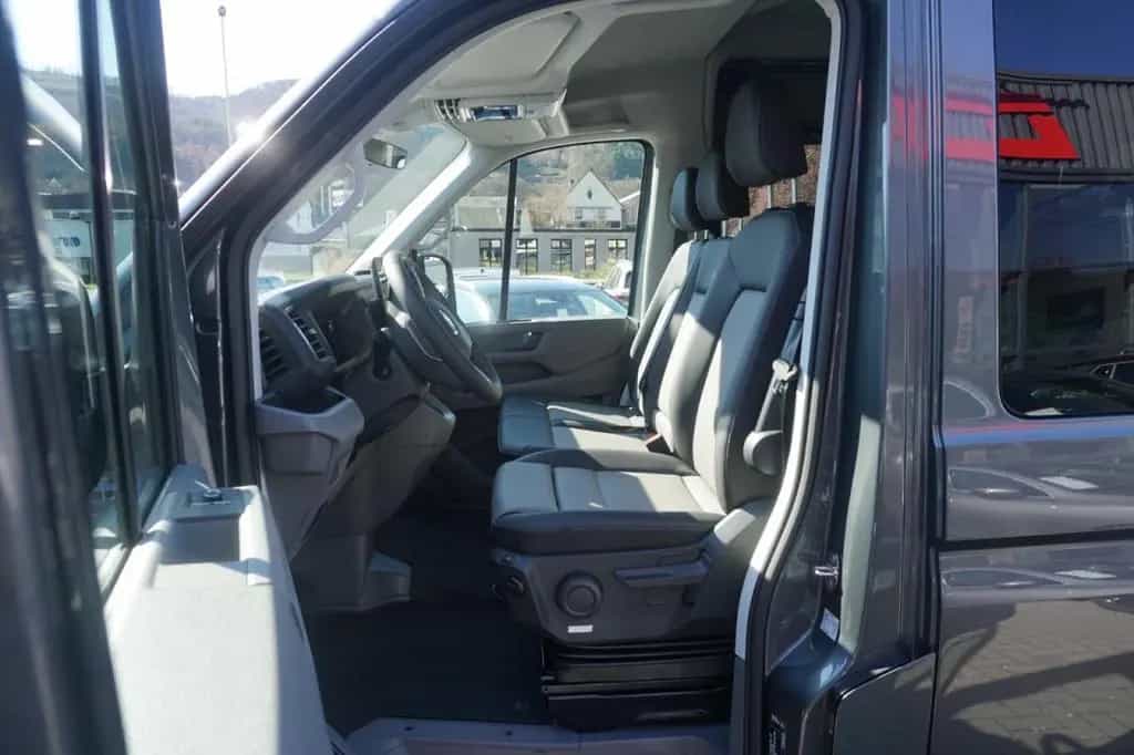 MAN TGE 3.180 DSG 9-Sitzer VIP Shuttle Leder Standhe 05/2026-photo-9