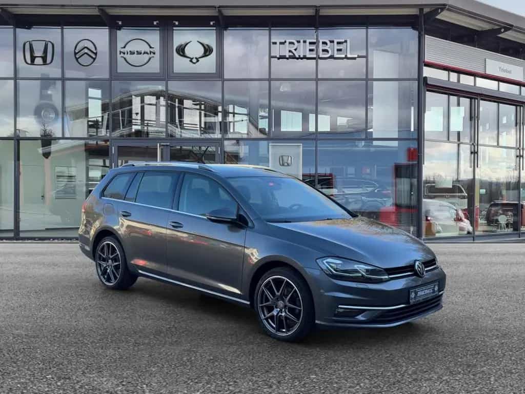 Volkswagen Golf VII Highline Navi*AAC*LED*ACC*Massage*SHZ*1 01/2020-photo-1
