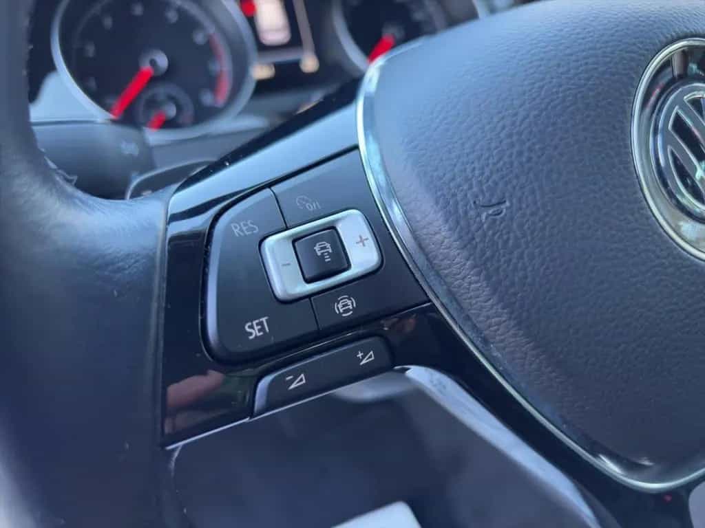 Volkswagen Golf VII Highline Navi*AAC*LED*ACC*Massage*SHZ*1 01/2020-photo-24