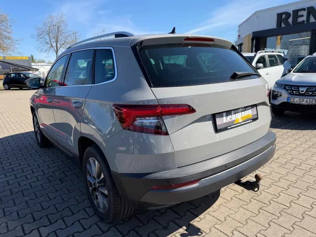 Skoda Karoq 2.0 TDI Clever 4x4 DSG 02/2021-photo-5