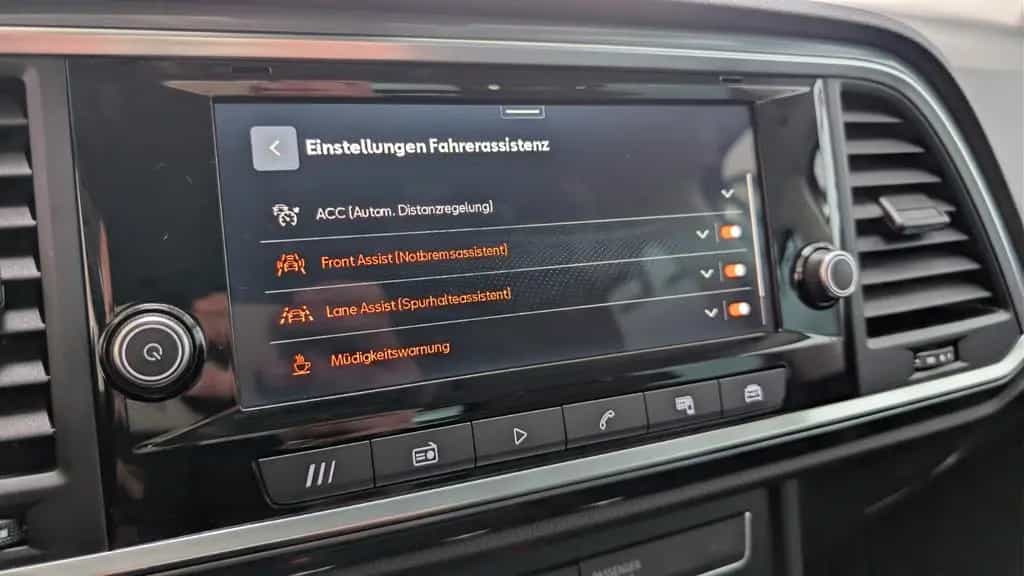 Seat Ateca Style SHZ*LENKHZ*ACC*APPLE*KAMERA 11/2024-photo-32