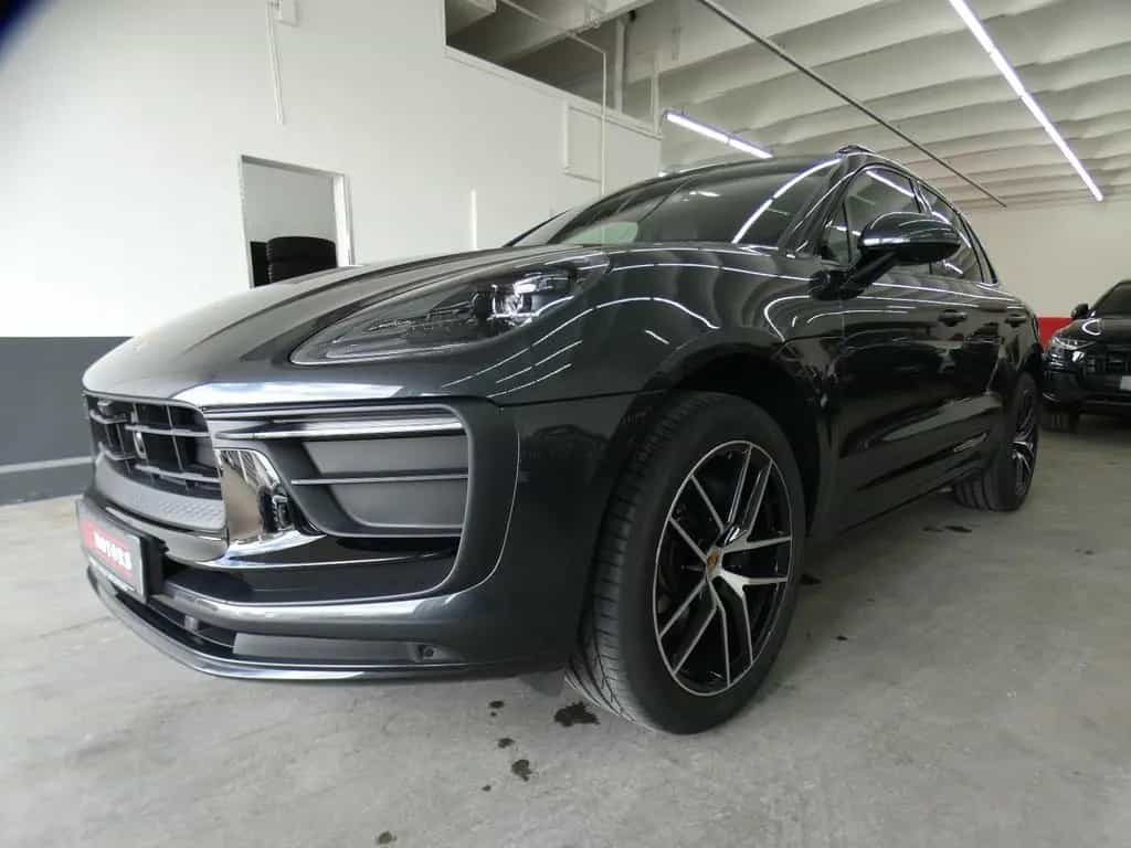 Porsche Macan DESIGN*LED*NAVI*CARPLAY*PANO 01/2023-photo-1