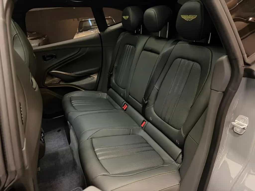 Aston Martin DBX 707  F1  2025 FACELIFT BOWERS & WILKENS/ NEU 03/2026-photo-16