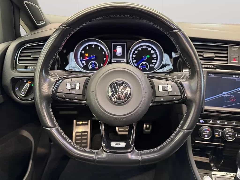 Volkswagen Golf VII Variant R BMT4Motion/Kamera/Pano/Allrad 06/2015-photo-13