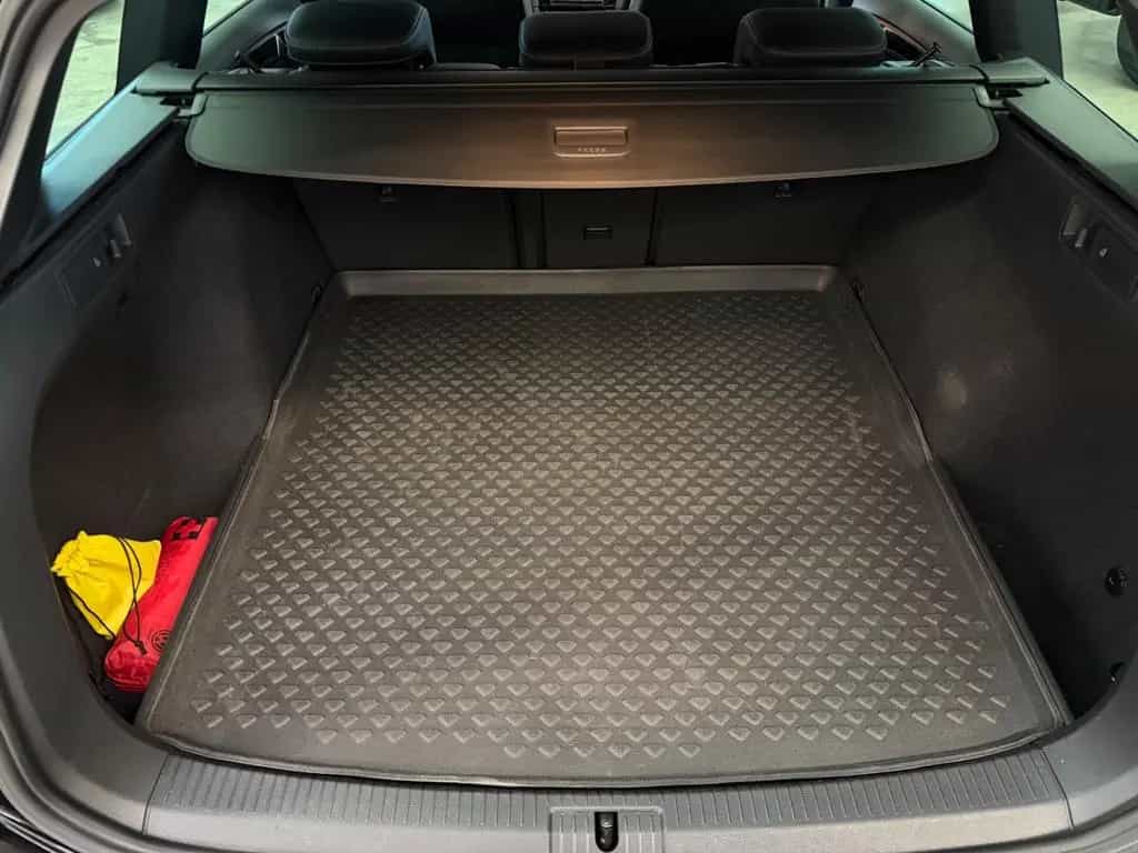 Volkswagen Golf VII Variant R BMT4Motion/Kamera/Pano/Allrad 06/2015-photo-29