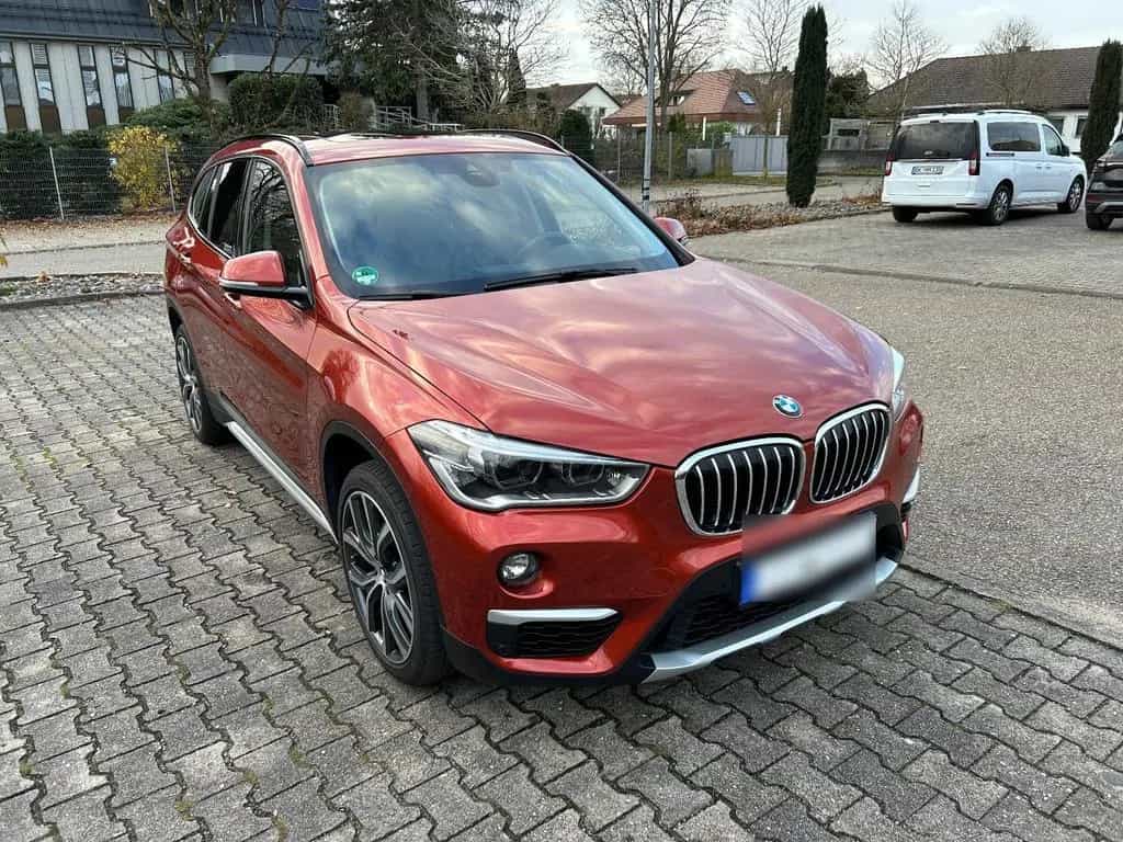 BMW X1 xDrive25i xLine Pano, ACC, Leder, K... 05/2018-photo-3