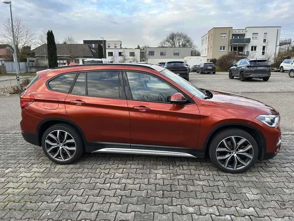 BMW X1 xDrive25i xLine Pano, ACC, Leder, K... 05/2018-photo-4