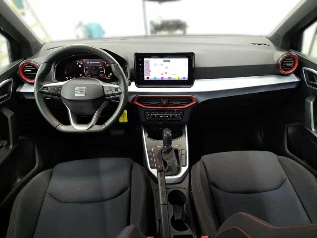 Seat Arona 1.0 TSI DSG FR NAVI LED PDC SHZ CARPLAY 04/2025-photo-10