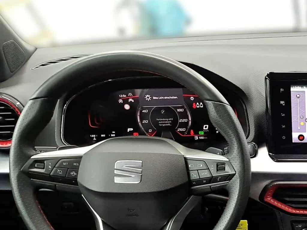 Seat Arona 1.0 TSI DSG FR NAVI LED PDC SHZ CARPLAY 04/2025-photo-12