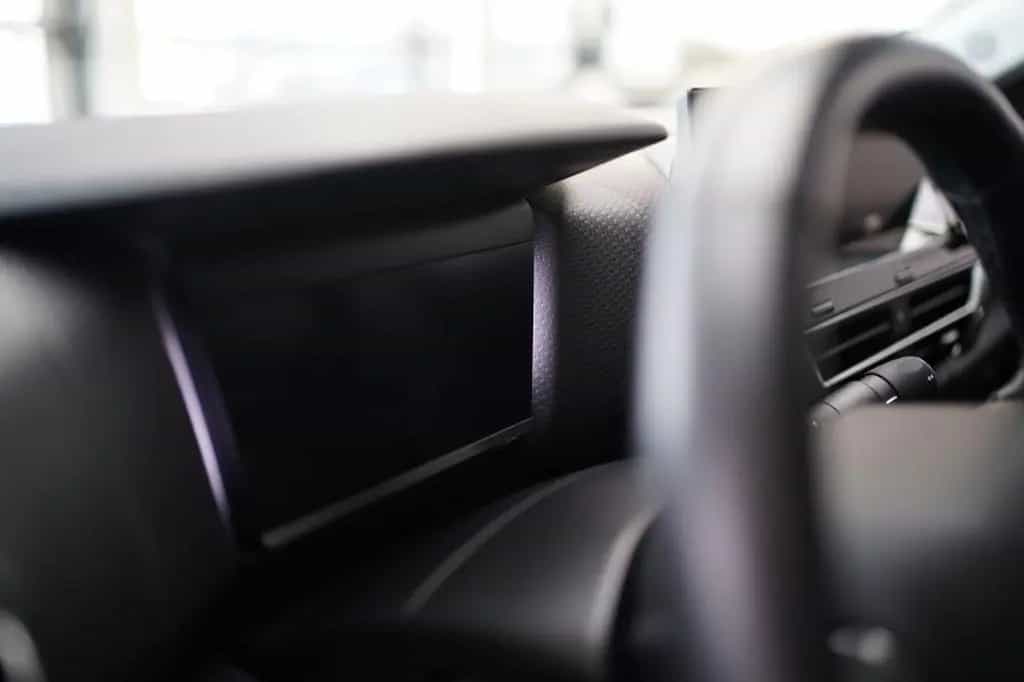 Citroën C4 PureTech 130 Shine Anhängerkupplung Allwetter 09/2021-photo-2