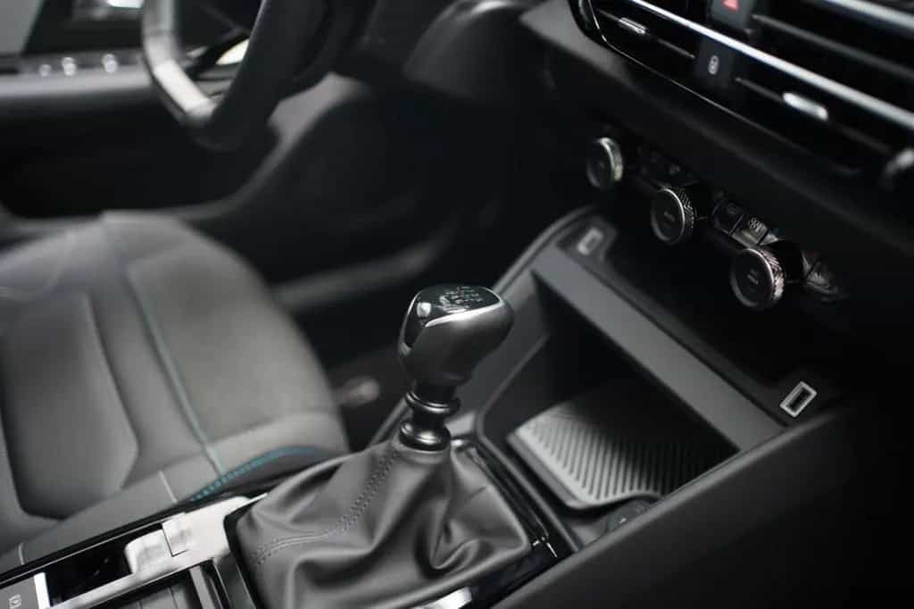 Citroën C4 PureTech 130 Shine Anhängerkupplung Allwetter 09/2021-photo-7