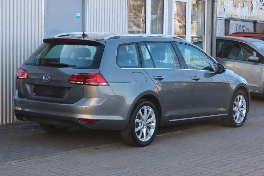 Volkswagen Golf VII Variant Highline 2.0 TDI DSG+Navi+Kamer 12/2016-photo-1