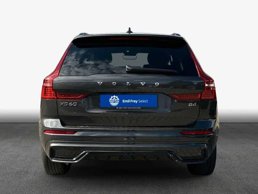 Volvo XC60 B4 D Plus Dark 12/2022-photo-4