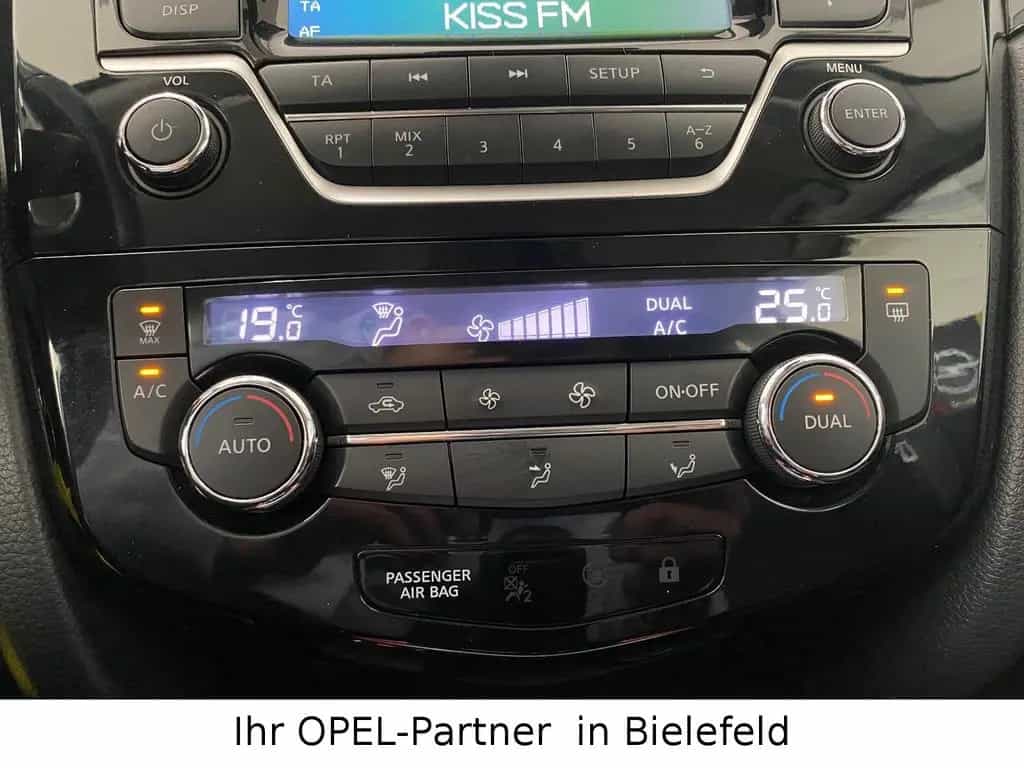 Nissan Qashqai Acenta 2.HAND/STANDHEIZUNG/AUTOMATIK 11/2015-photo-17