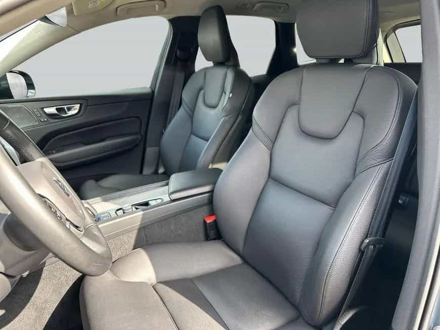 Volvo XC60 B4 D AWD Plus Dark 12/2022-photo-10