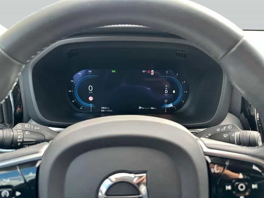 Volvo XC60 B4 D AWD Plus Dark 12/2022-photo-17