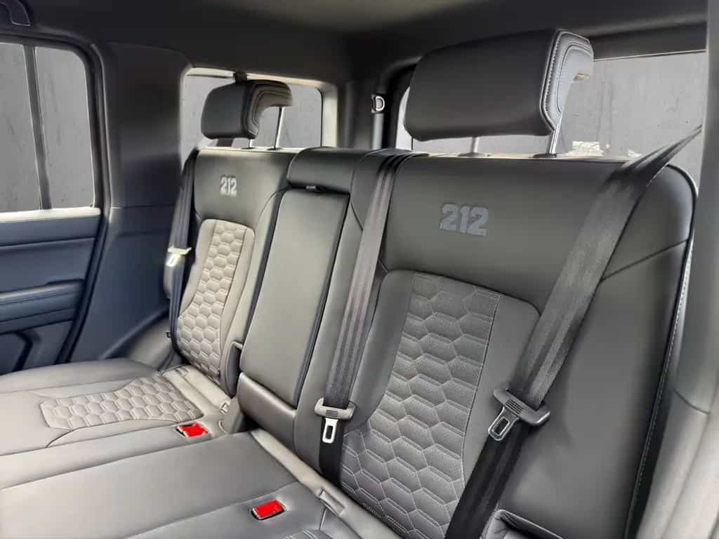 BAW 212 4x4 Diesel Automatik *VOLL*ALLE FARBEN* null-photo-12