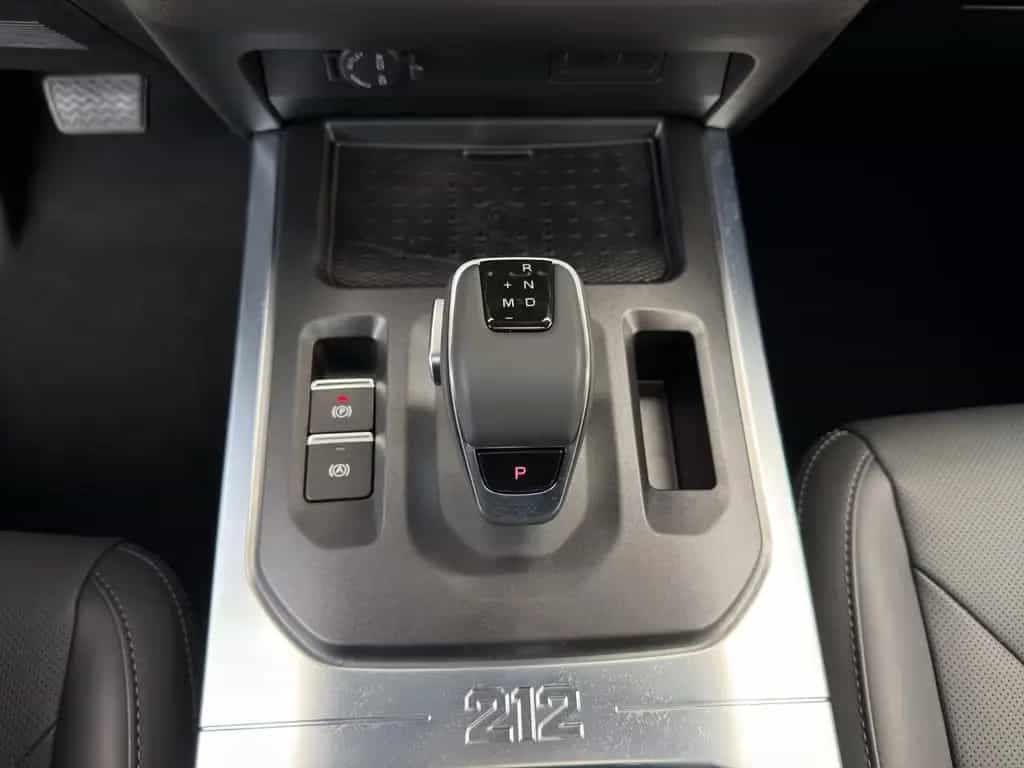 BAW 212 4x4 Diesel Automatik *VOLL*ALLE FARBEN* null-photo-27