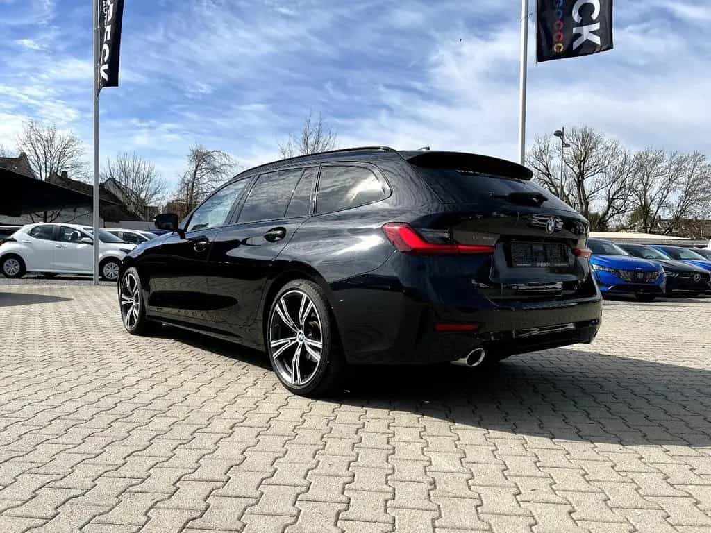 BMW 320 d Touring Sport Line *LED Navi Sitzh. ACC DAB 06/2022-photo-1
