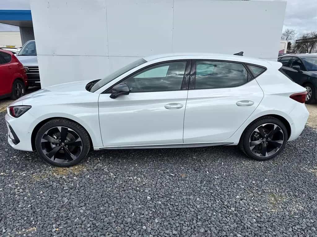 Cupra Leon 1.5 eTSI DSG NAVI INTELLIGENT DRIVE ACC ... 02/2026-photo-2