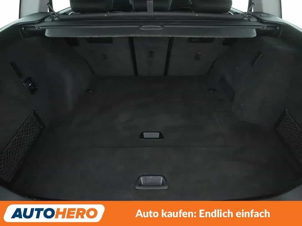 BMW 3 Series 320i Advantage Aut.*NAVI*LED*PDC*SHZ*TEMPO* 09/2018-photo-17