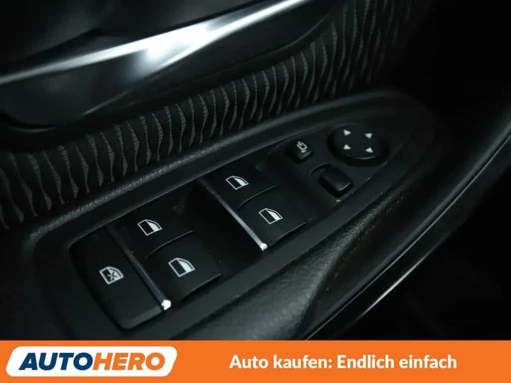 BMW 3 Series 320i Advantage Aut.*NAVI*LED*PDC*SHZ*TEMPO* 09/2018-photo-24