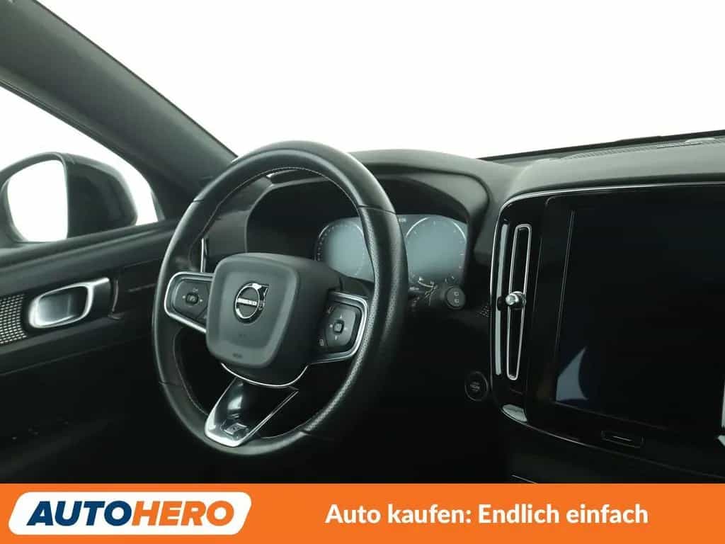 Volvo XC40 2.0 D4 R-Design AWD Aut.*NAVI*LED*TEMPO*CAM 04/2019-photo-12