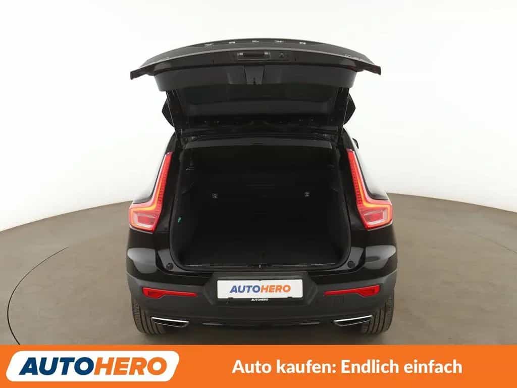 Volvo XC40 2.0 D4 R-Design AWD Aut.*NAVI*LED*TEMPO*CAM 04/2019-photo-16