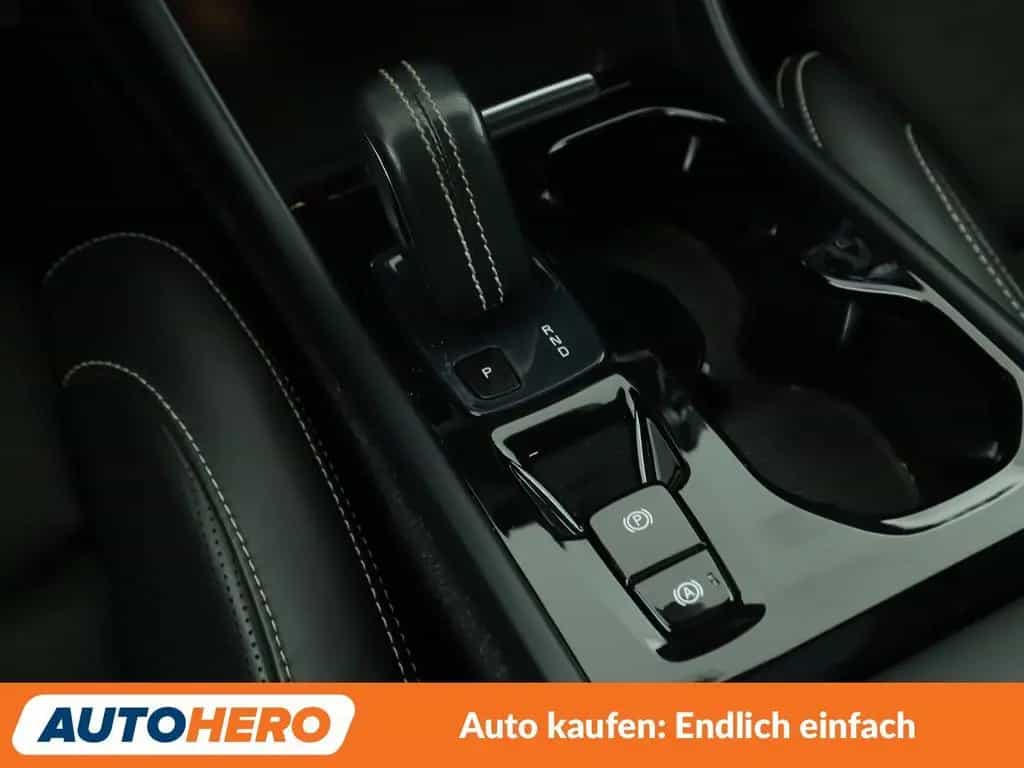 Volvo XC40 2.0 D4 R-Design AWD Aut.*NAVI*LED*TEMPO*CAM 04/2019-photo-22