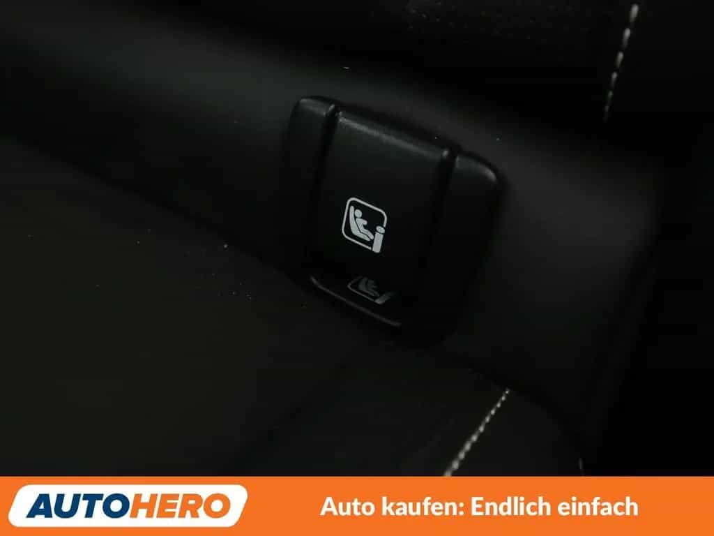 Volvo XC40 2.0 D4 R-Design AWD Aut.*NAVI*LED*TEMPO*CAM 04/2019-photo-26