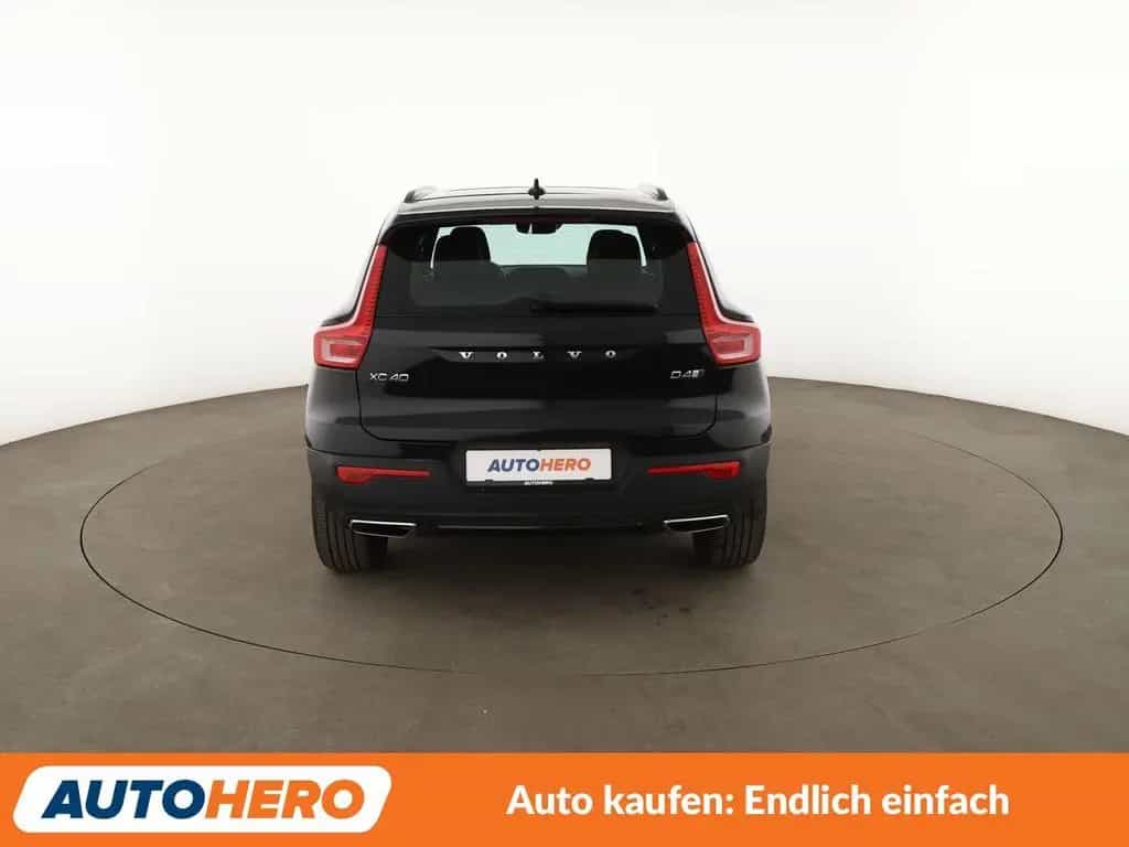 Volvo XC40 2.0 D4 R-Design AWD Aut.*NAVI*LED*TEMPO*CAM 04/2019-photo-4